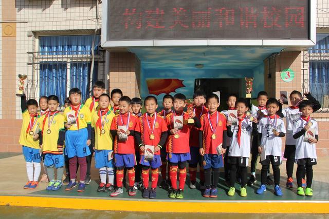 阿森纳引援计划遭遇挫折，能否依靠恩迪亚耶迎接新赛季挑战？